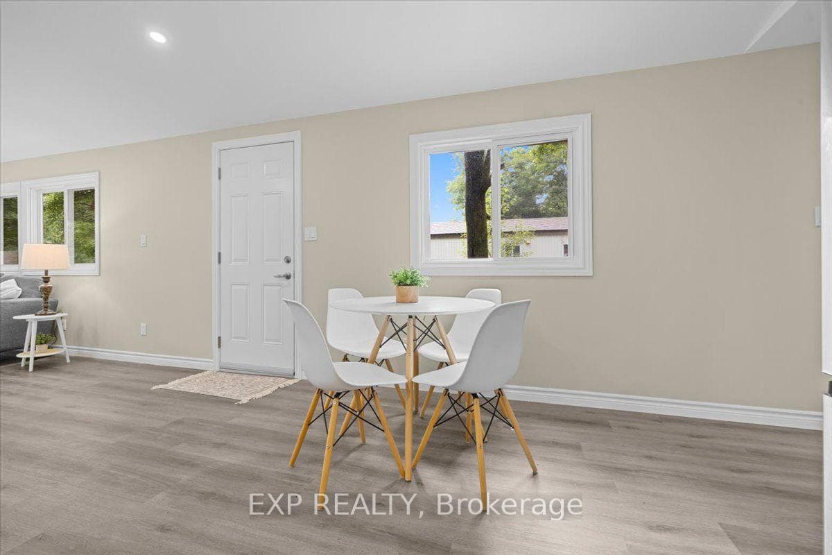 1045 Vista Barrett Private photo 15