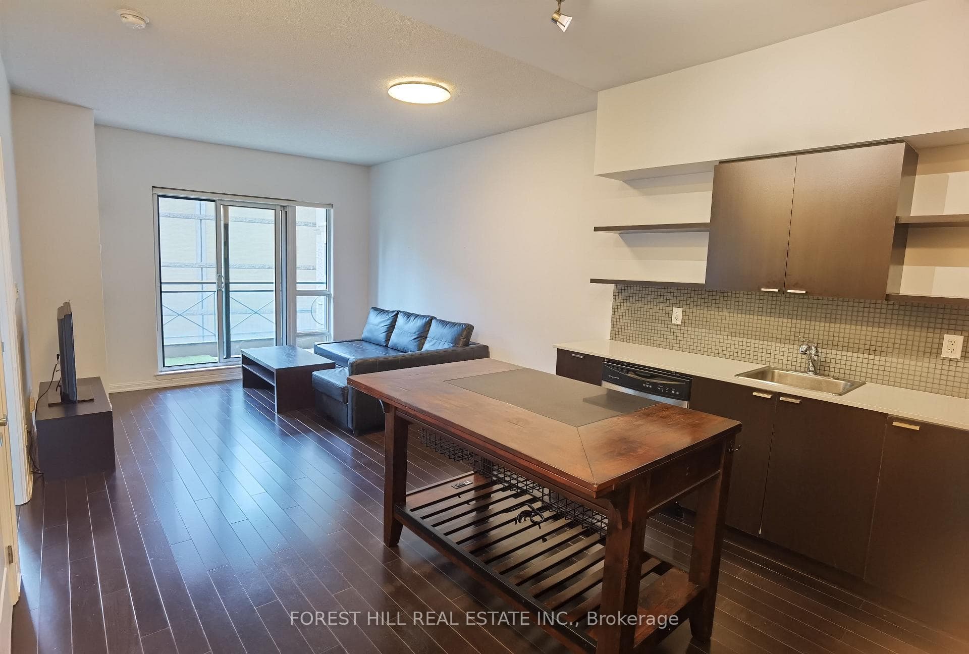 35 Hayden Street Unit 422 photo 1