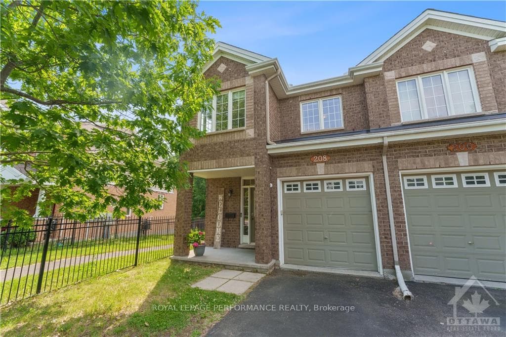 208 STEDMAN Street photo 1