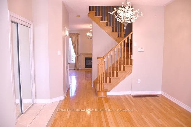 358 Autumn Hill Boulevard photo 5