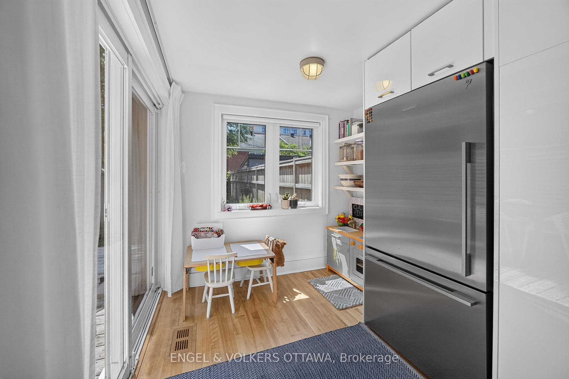 174 Hickory Street photo 24