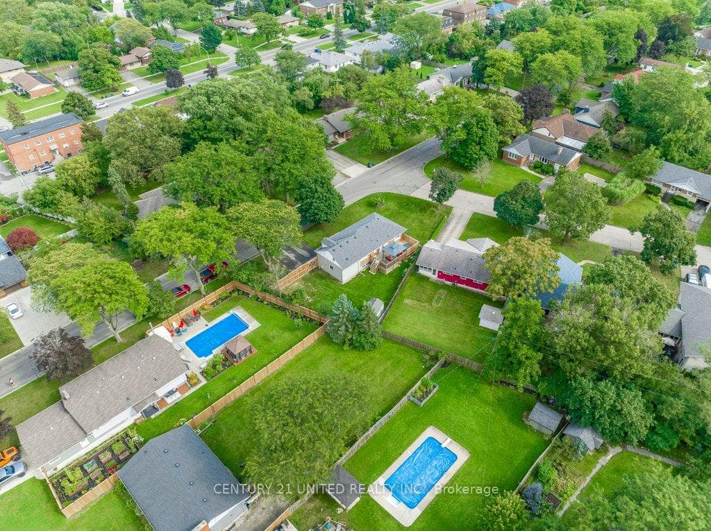 28 Masterson Drive photo 39