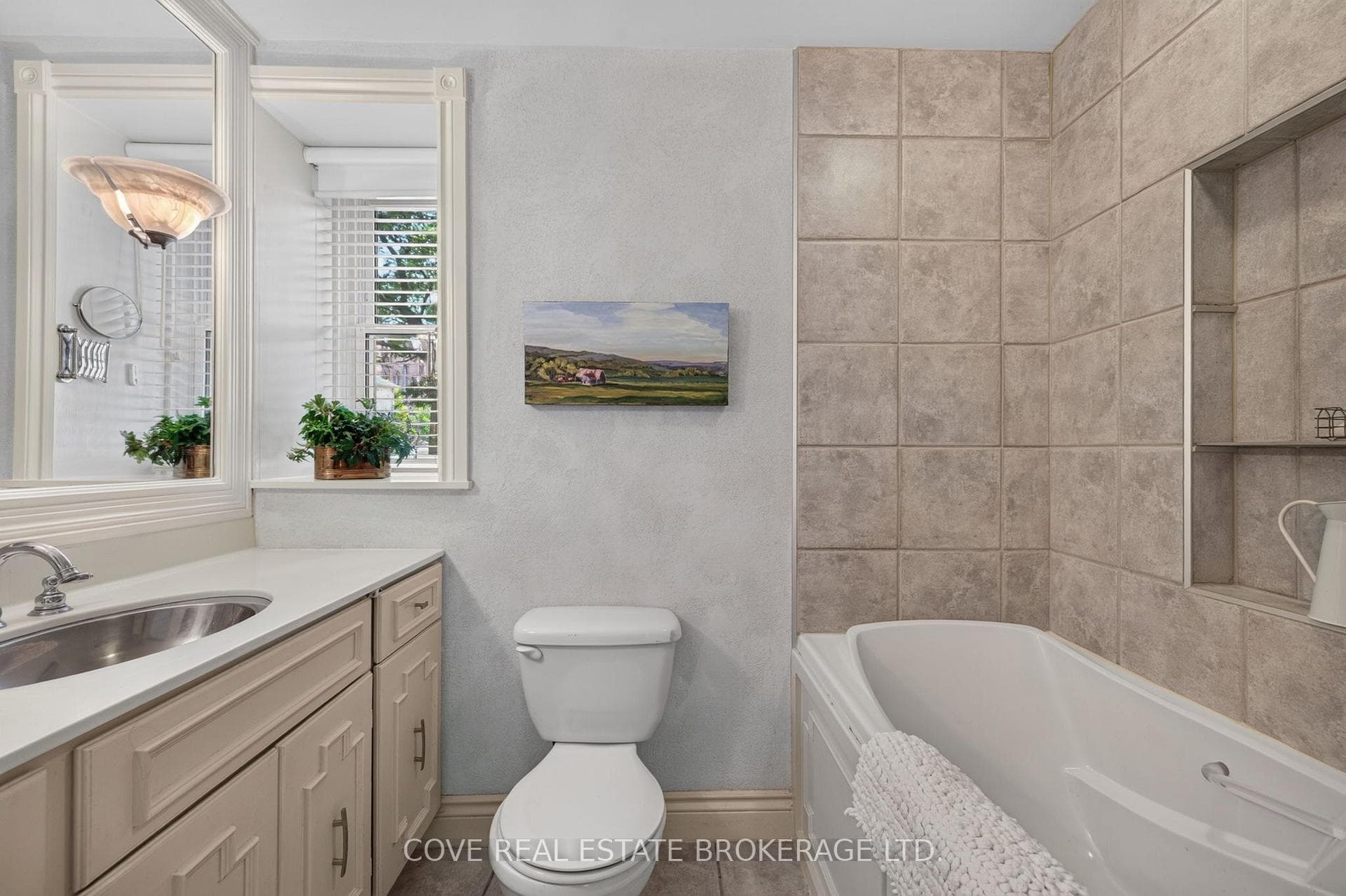 280 Queens Avenue Unit 104 photo 30