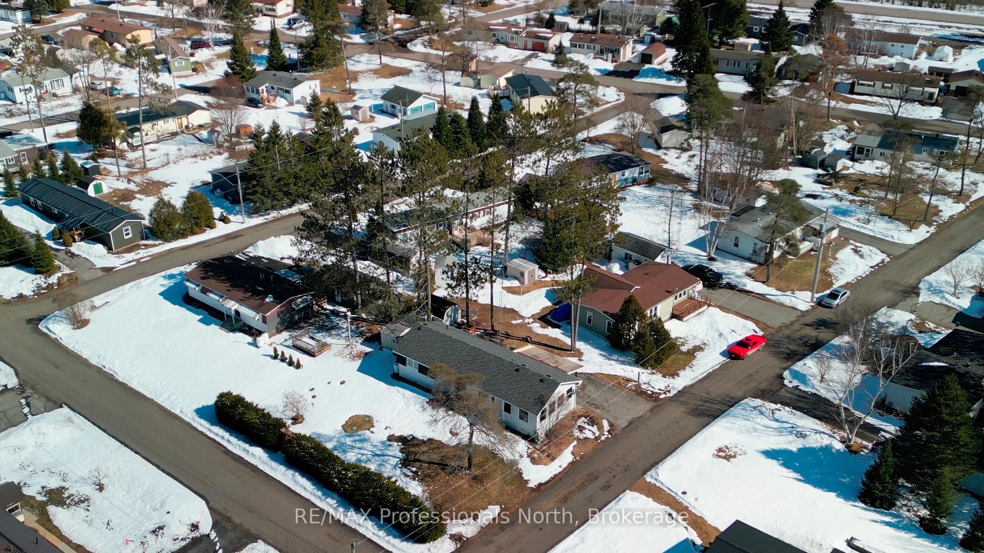 1024 Fifth Lane photo 31