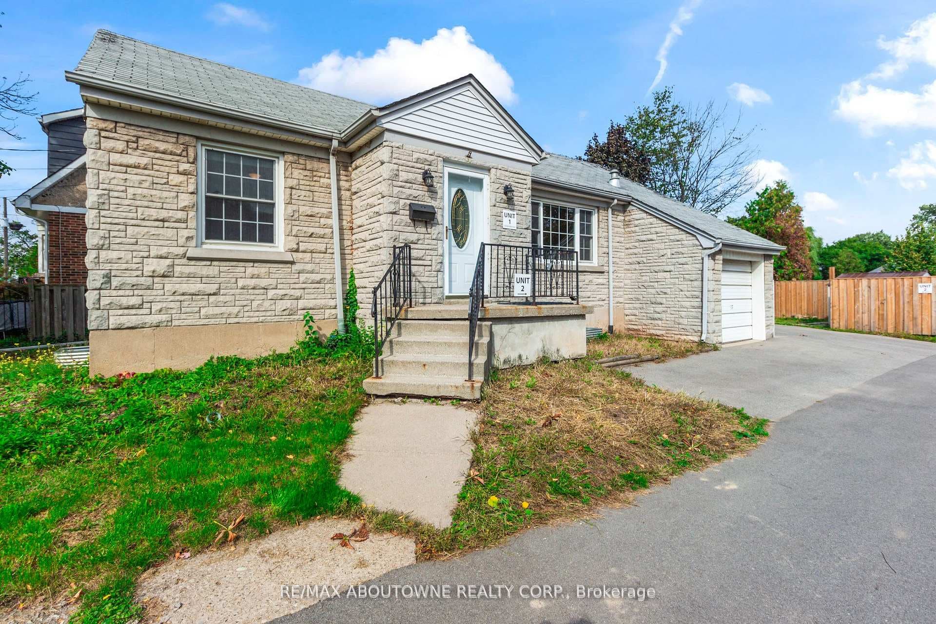136 Brantdale Avenue photo 24