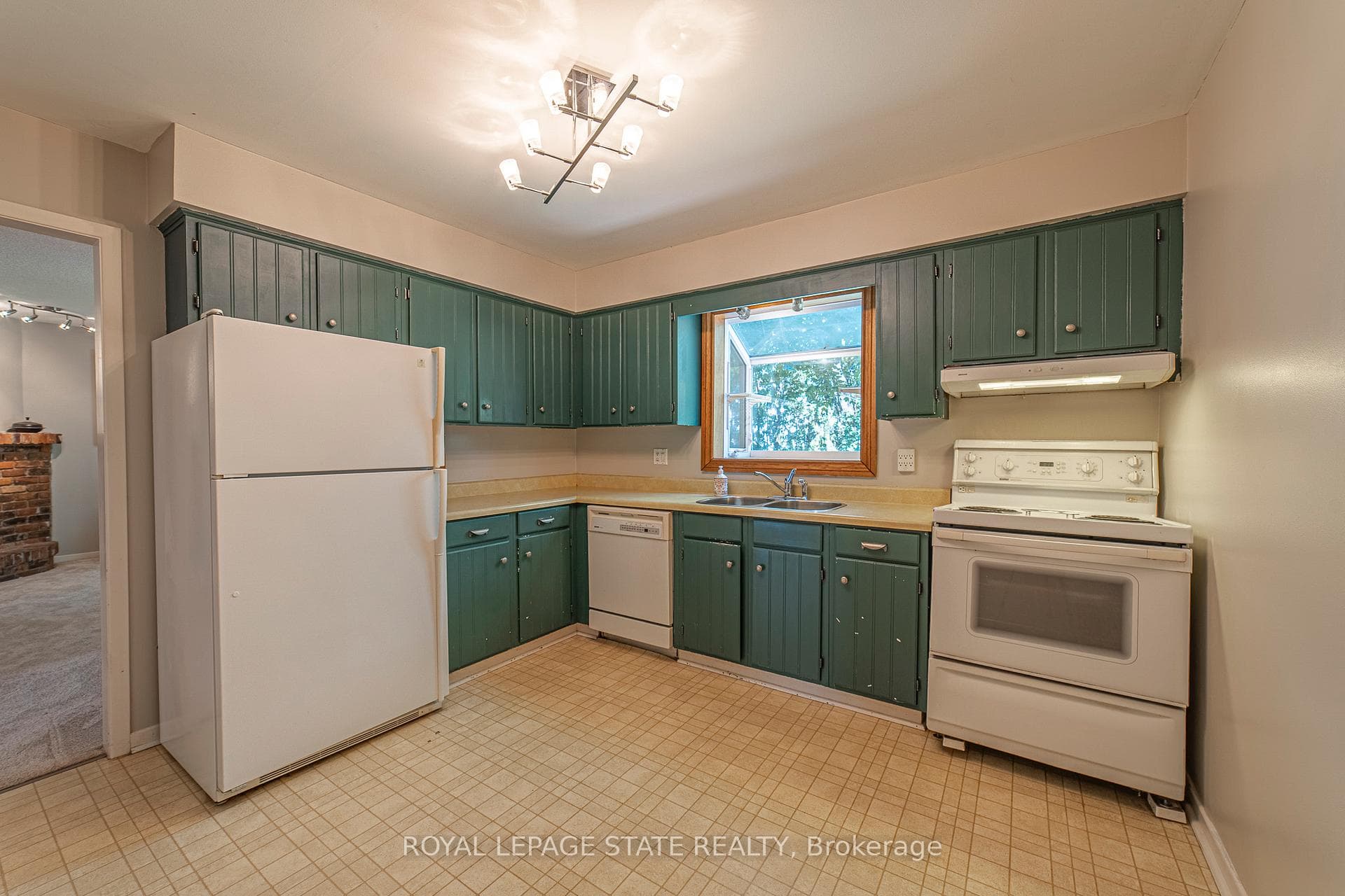 929 Daryl Drive photo 16