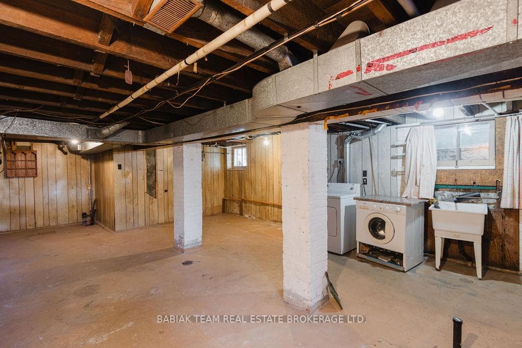 32 Radford Avenue photo 26