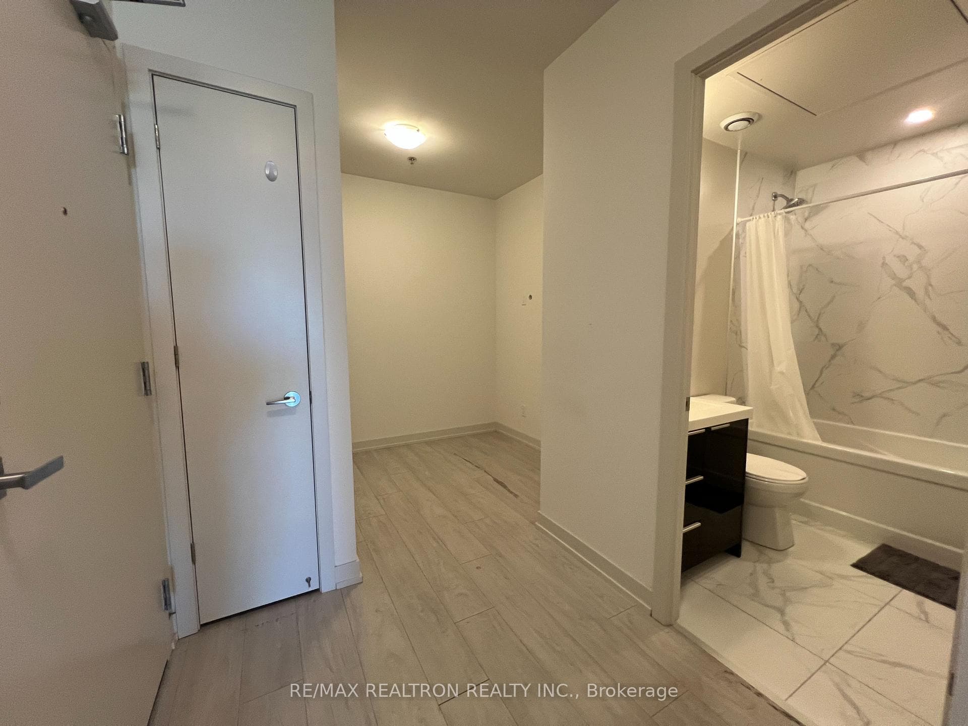 90 Glen Everest Road Unit 520 photo 3