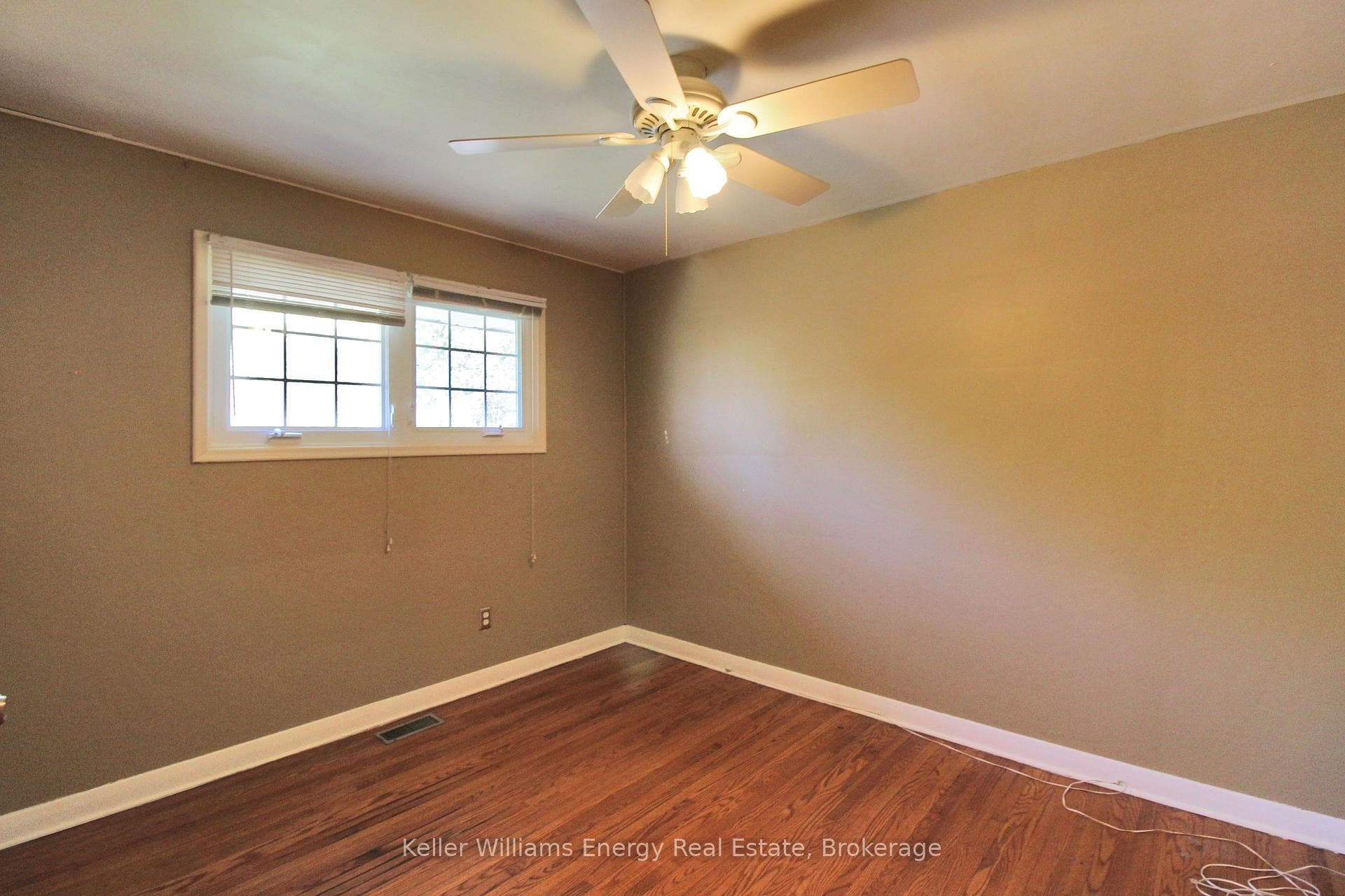 630 Buchan Avenue photo 11