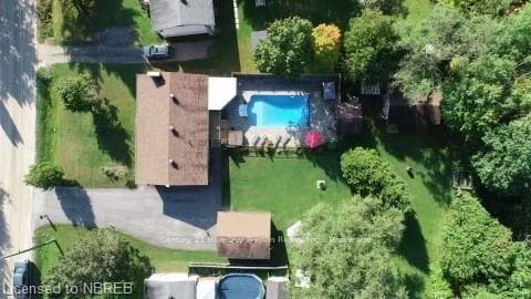 64 EGLINGTON Street photo 42