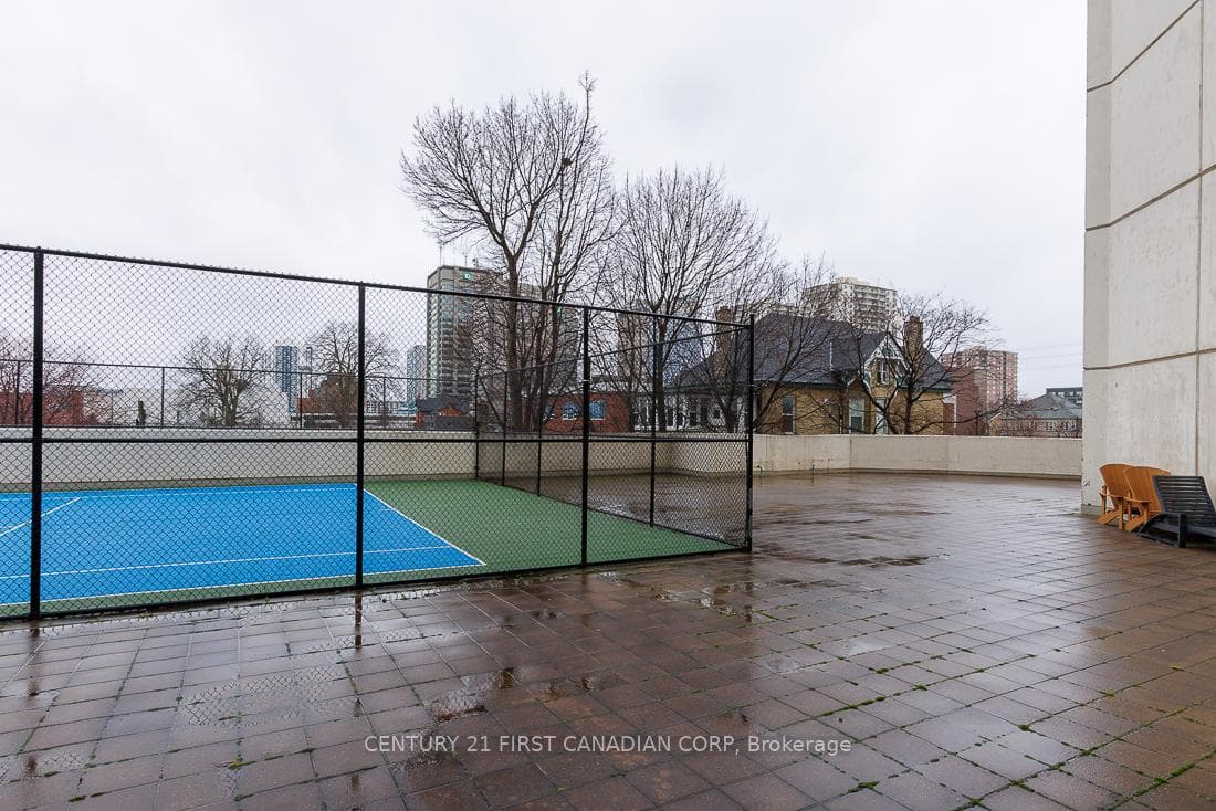 323 colborne Street Unit 401 photo 31