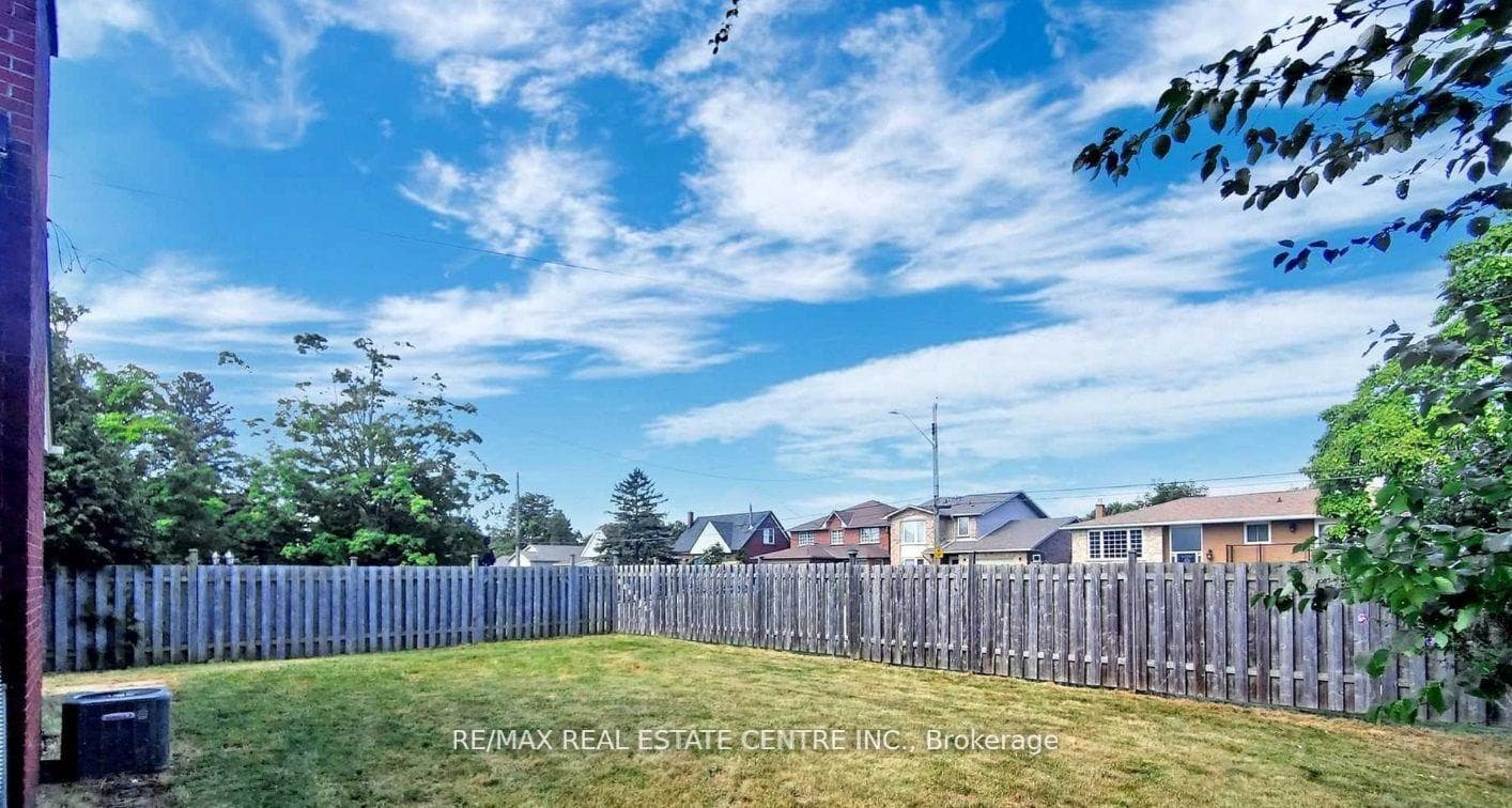103 Chester Avenue photo 15
