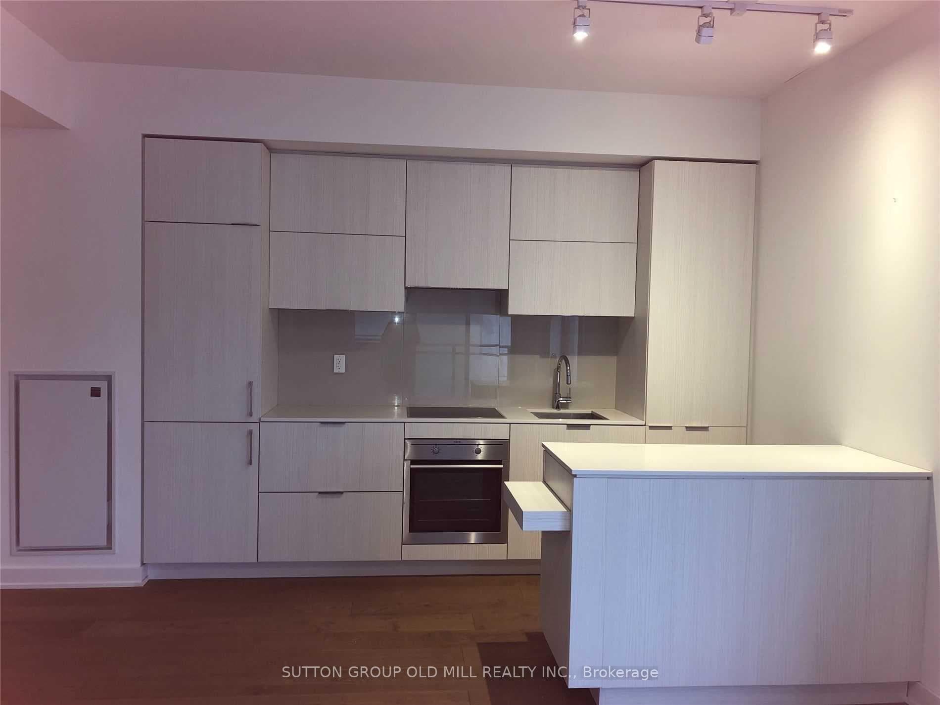 1990 Bloor Street Unit 701 photo 9