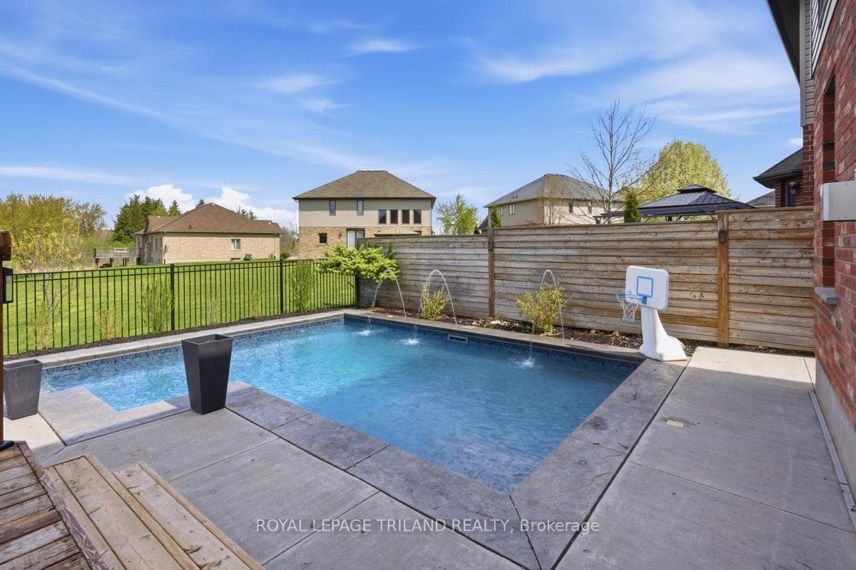 2091 Pennyroyal Street photo 41