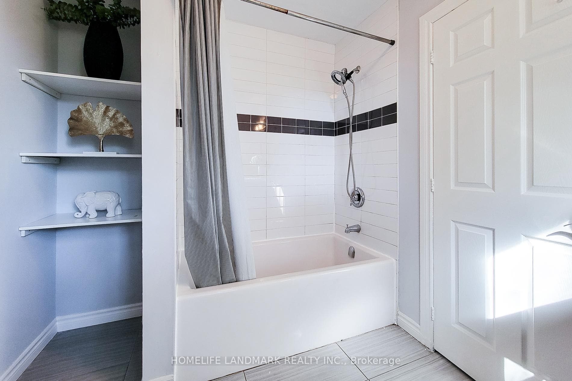 214 Mcanulty Boulevard photo 24