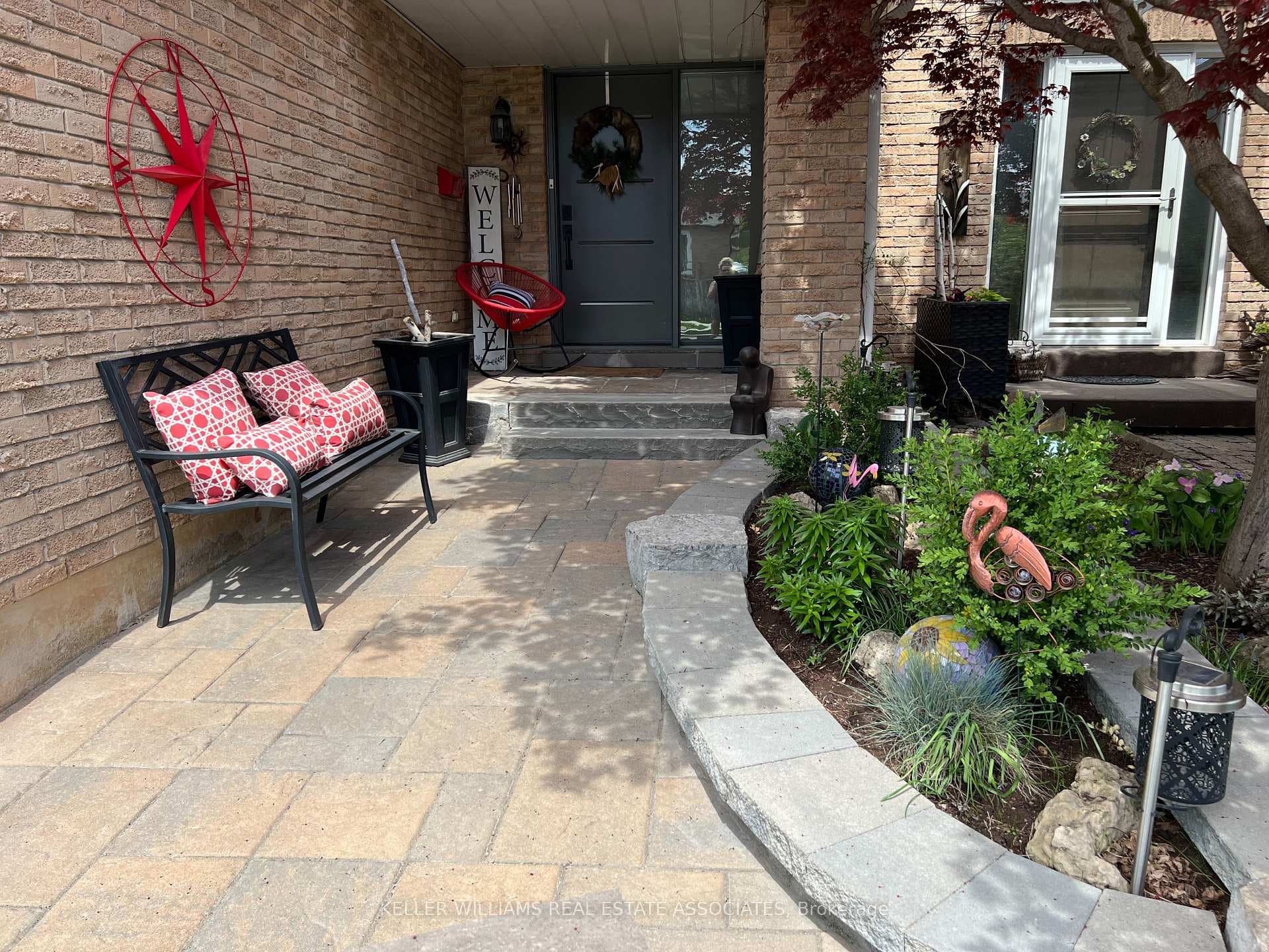 3068 Autumn Hill Crescent photo 2