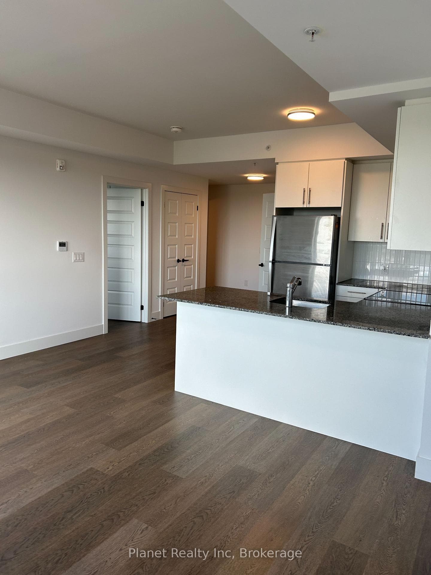 26 Lowes Road Unit 611 photo 15