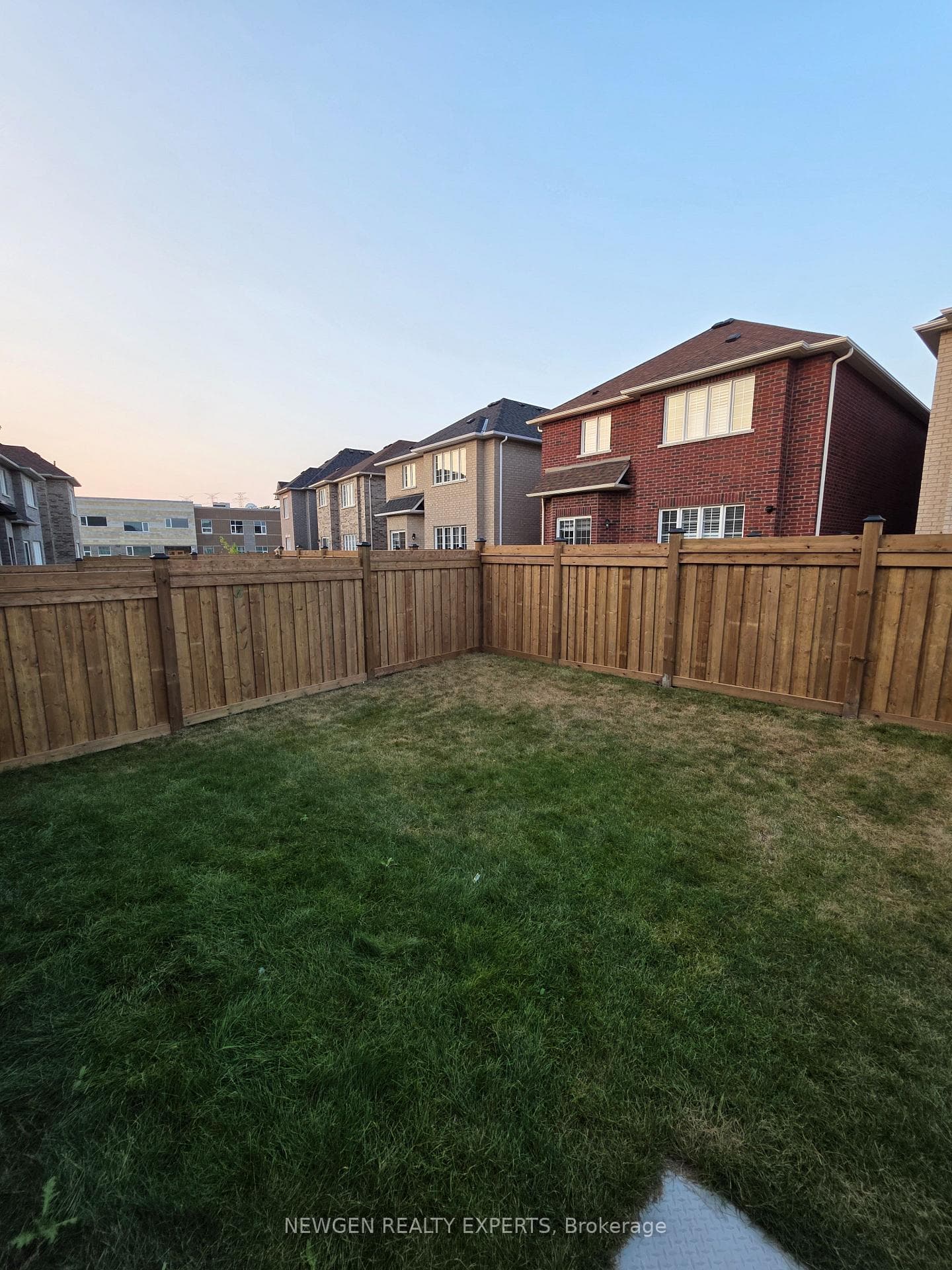 46 Creedon Crescent photo 31