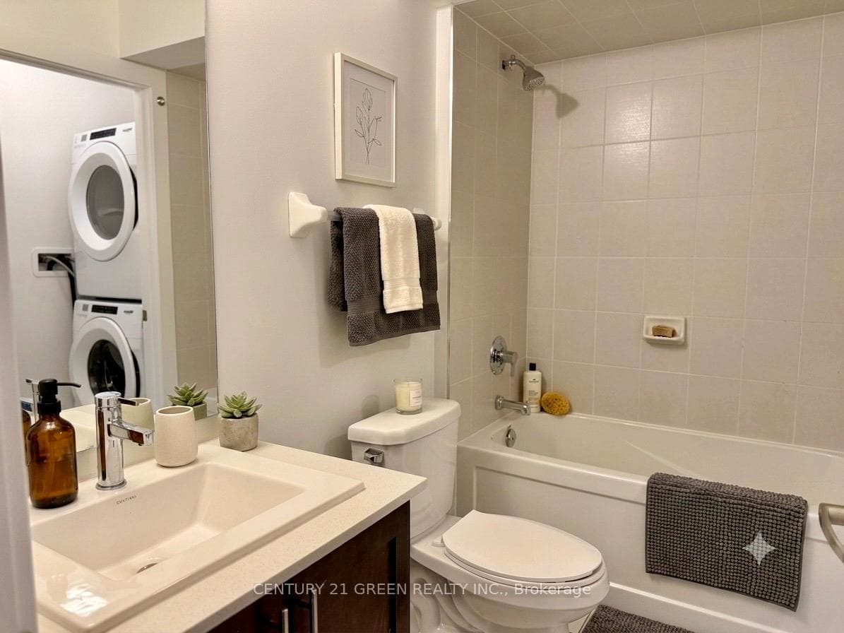 9560 Islington Avenue Unit L115 photo 38