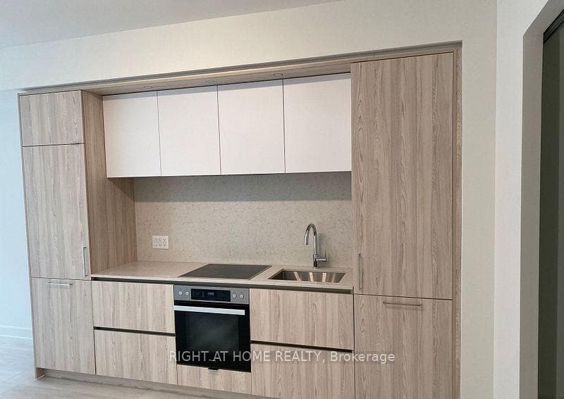 15 Mercer Street Unit 1207 photo 2