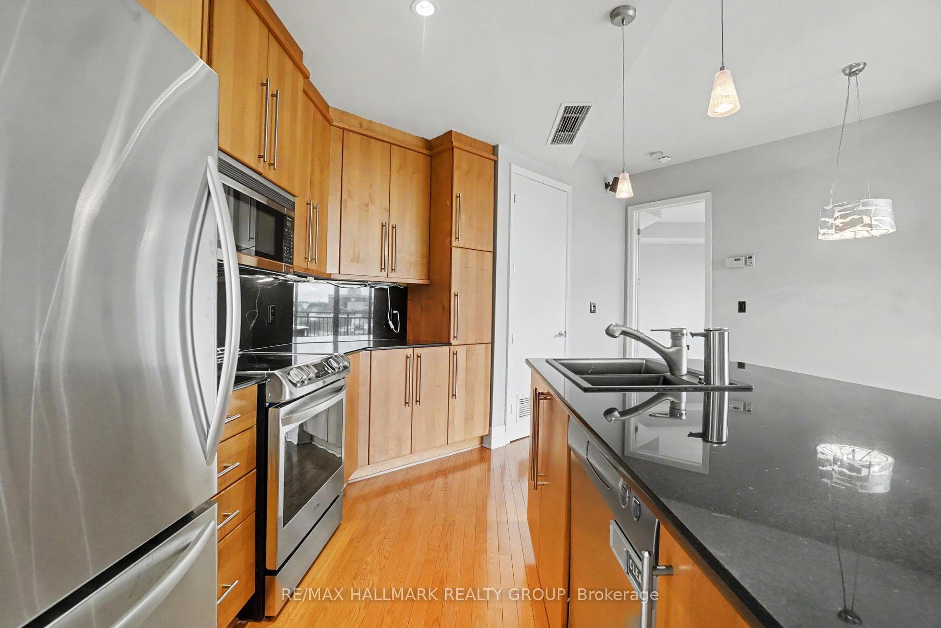 260 Besserer Street Unit 408 photo 7