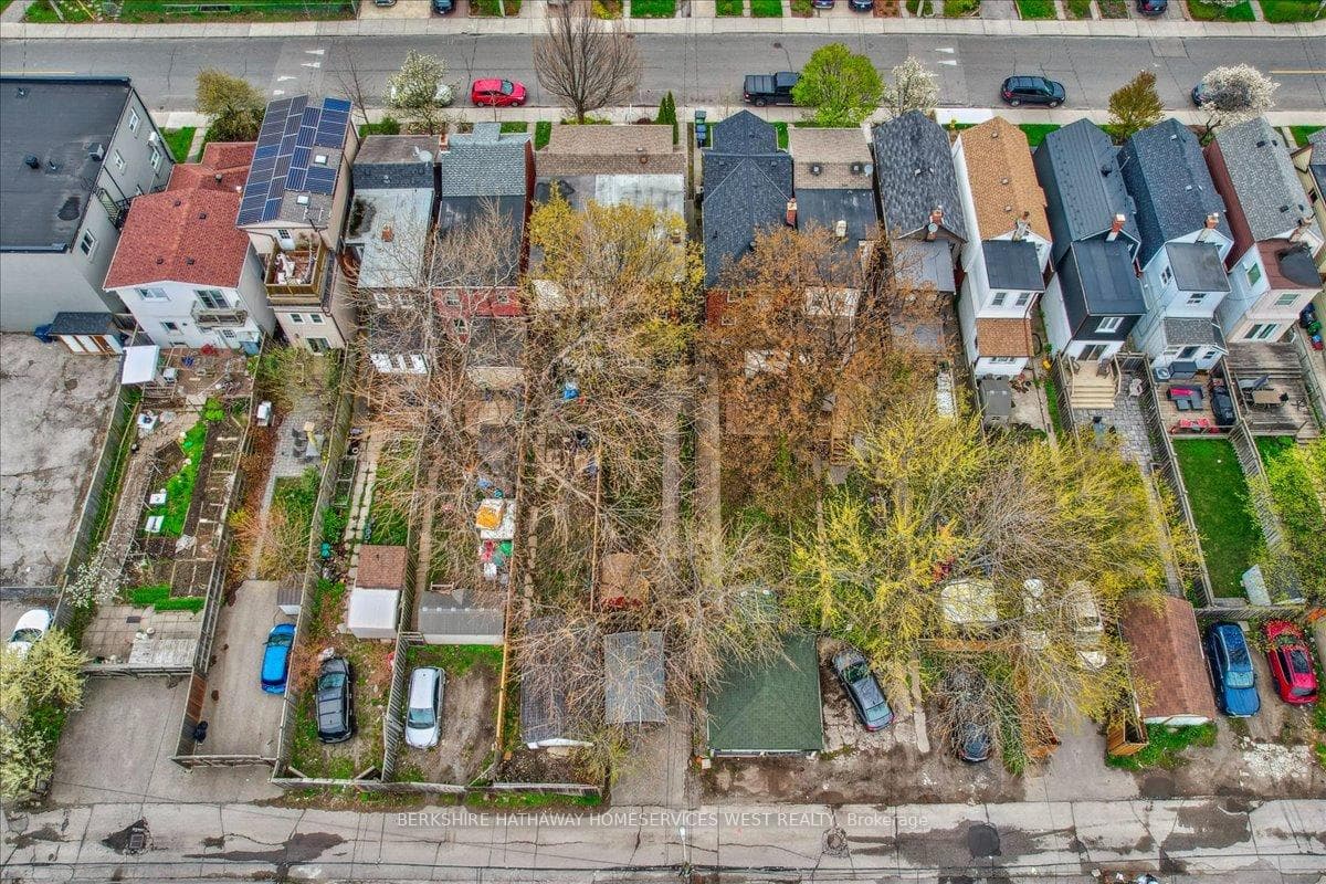 121 Coleman Avenue photo 36