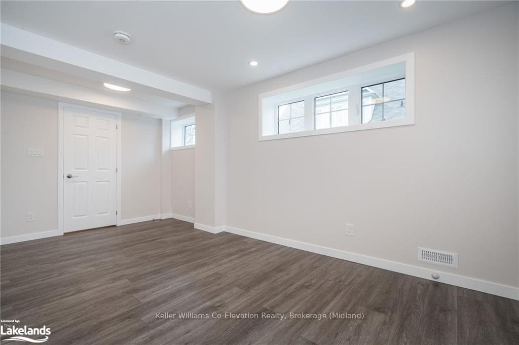 85 RIVERWALK Place photo 34