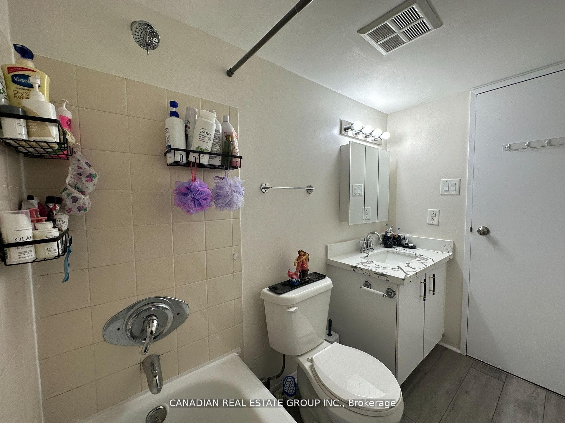 25 Trailwood Drive Unit 103 photo 12