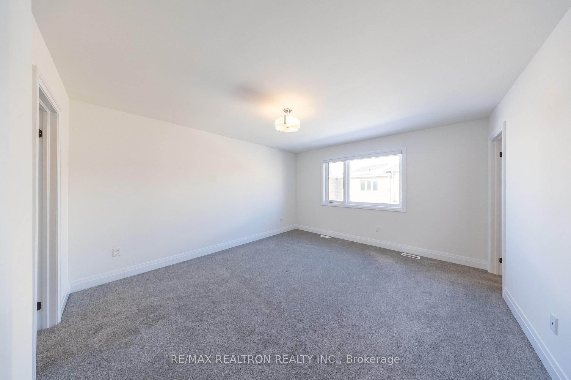 972 Crowsnest Hollow Avenue photo 23
