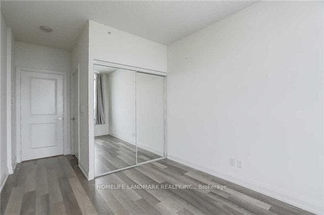 7171 Yonge Street Unit 2801 photo 12