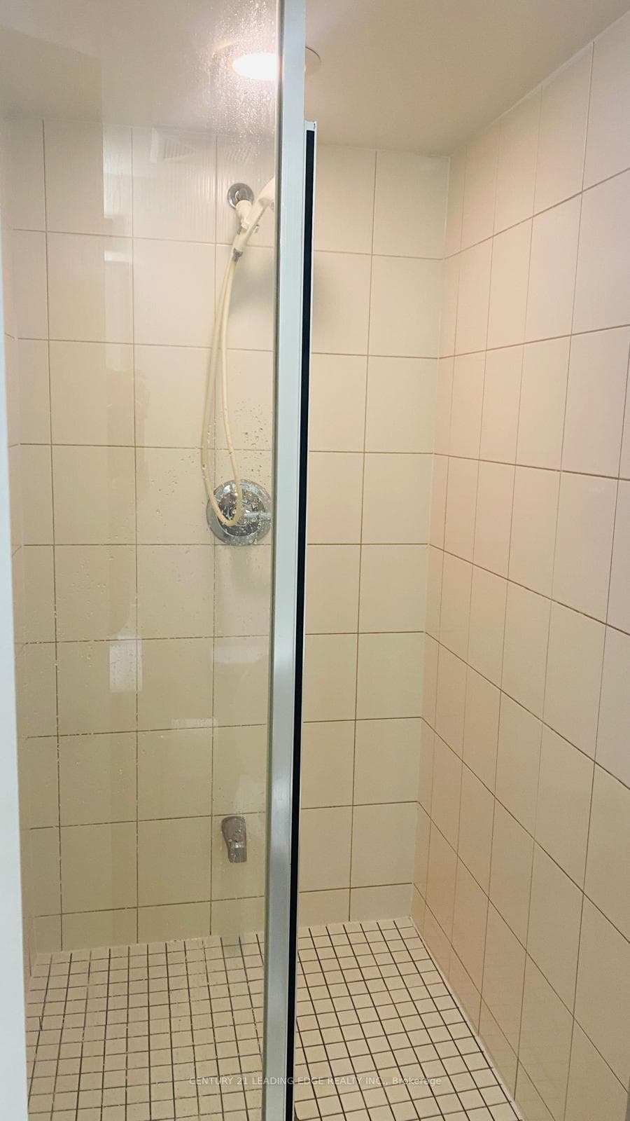50 Town Centre Court Unit 2507 photo 8