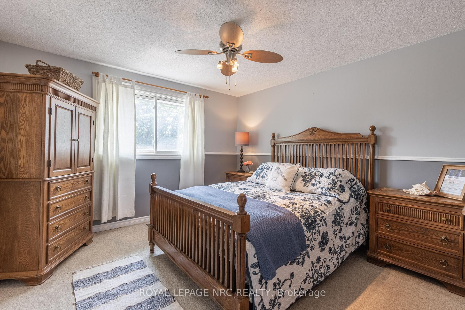 25 Greystone Crescent photo 16