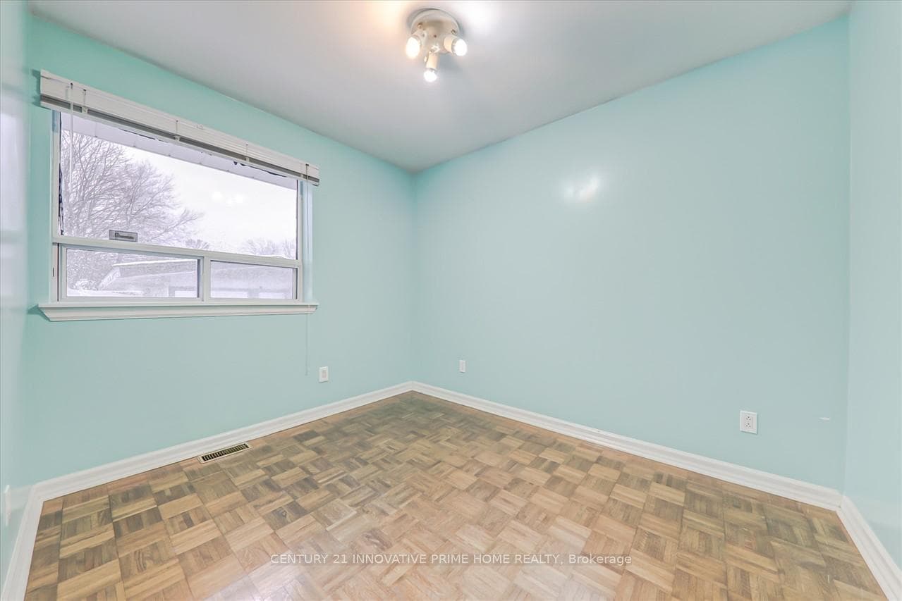 23 Neapolitan Drive Unit Main photo 19