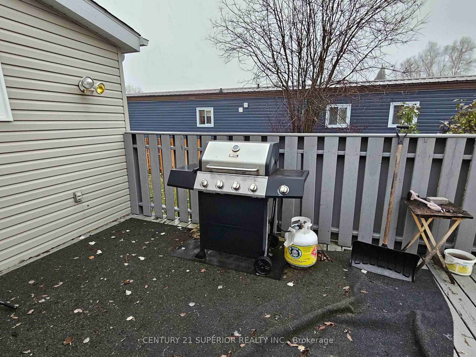 62 Jackson Crescent photo 20
