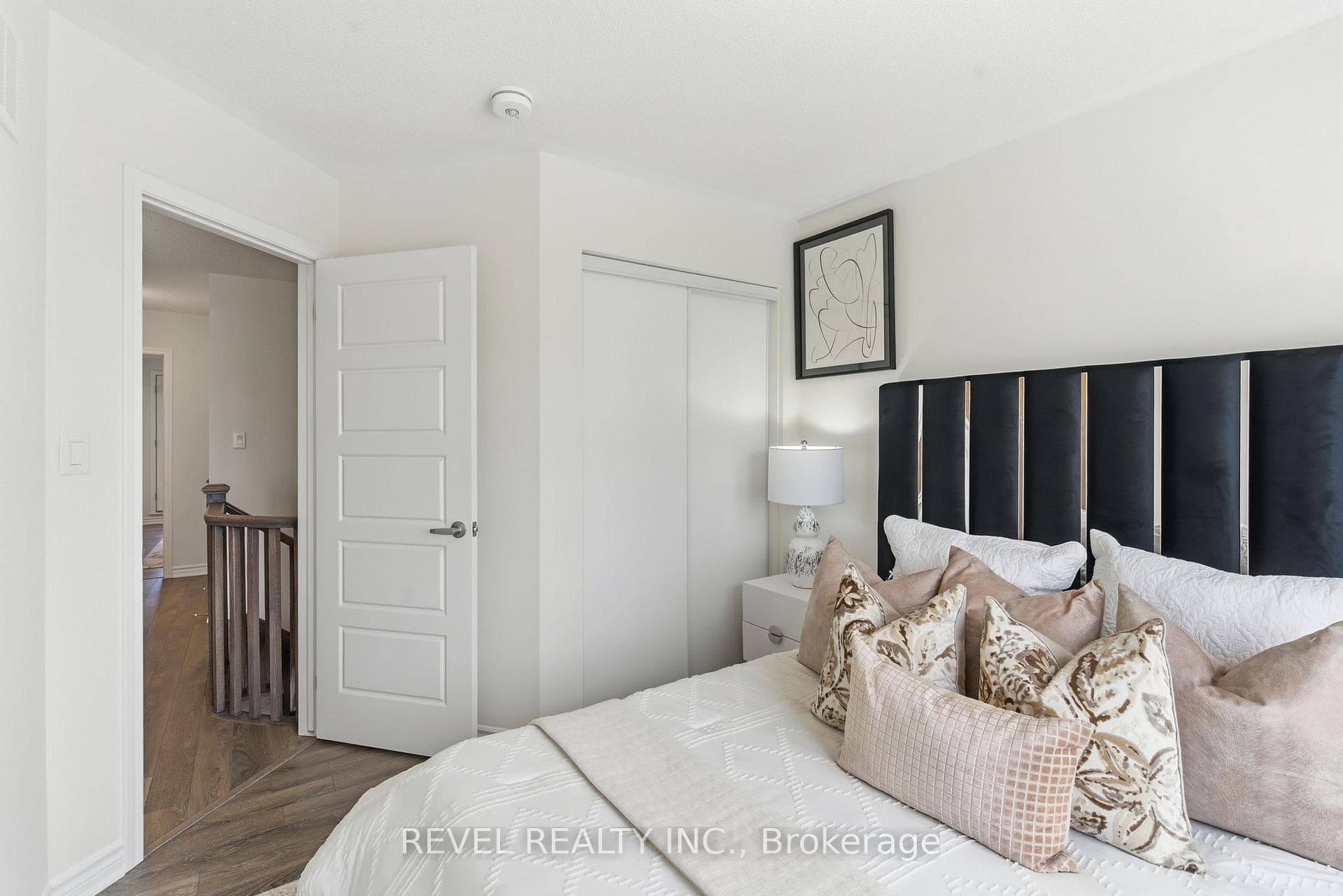 3344 Thunderbird Promenade photo 34