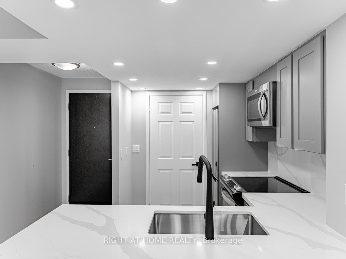 55 Kingsbridge Garden Circle Unit 312 photo 10