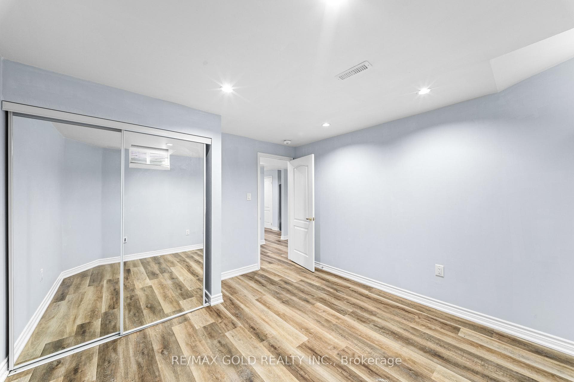 14 Stingray Court photo 38