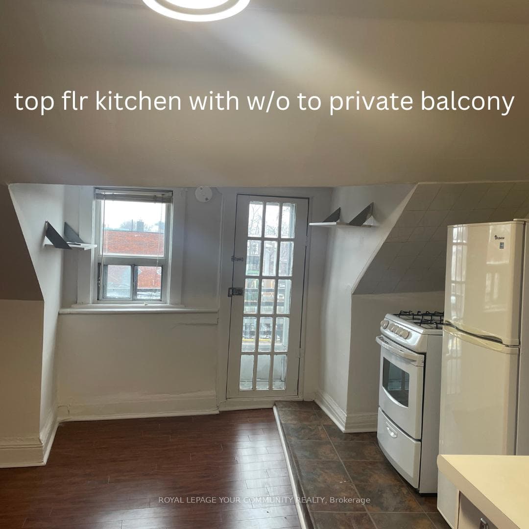 162 Grace Street photo 17