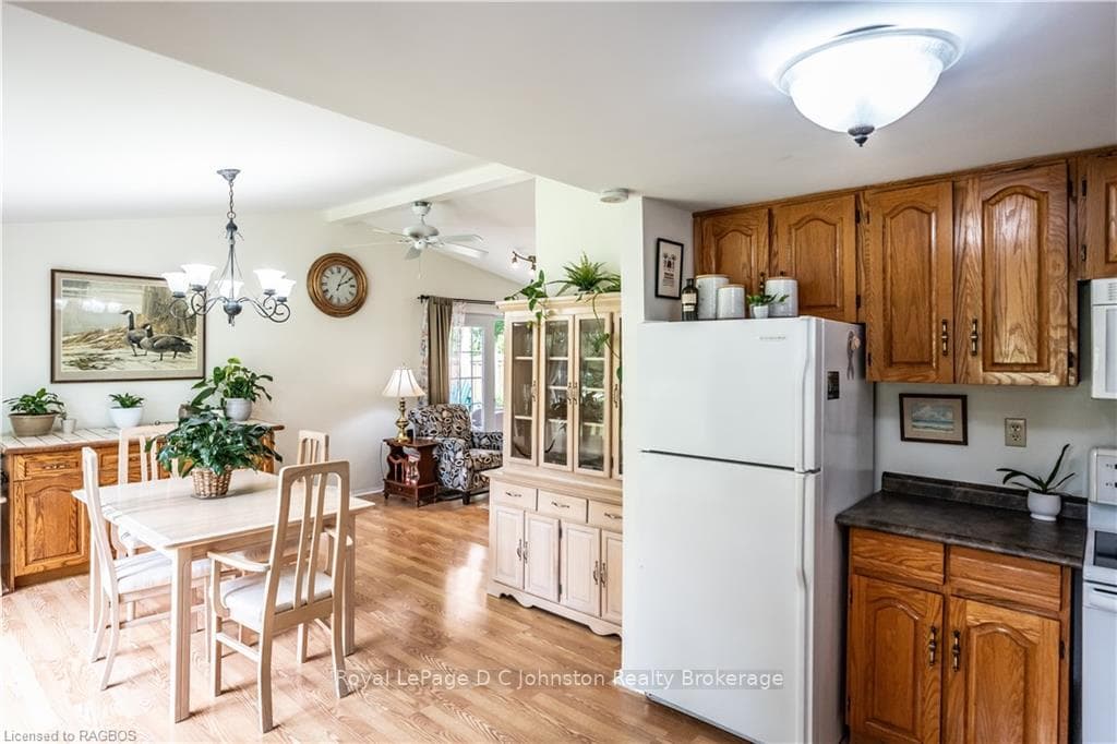 34 METCALF ST N/A photo 13