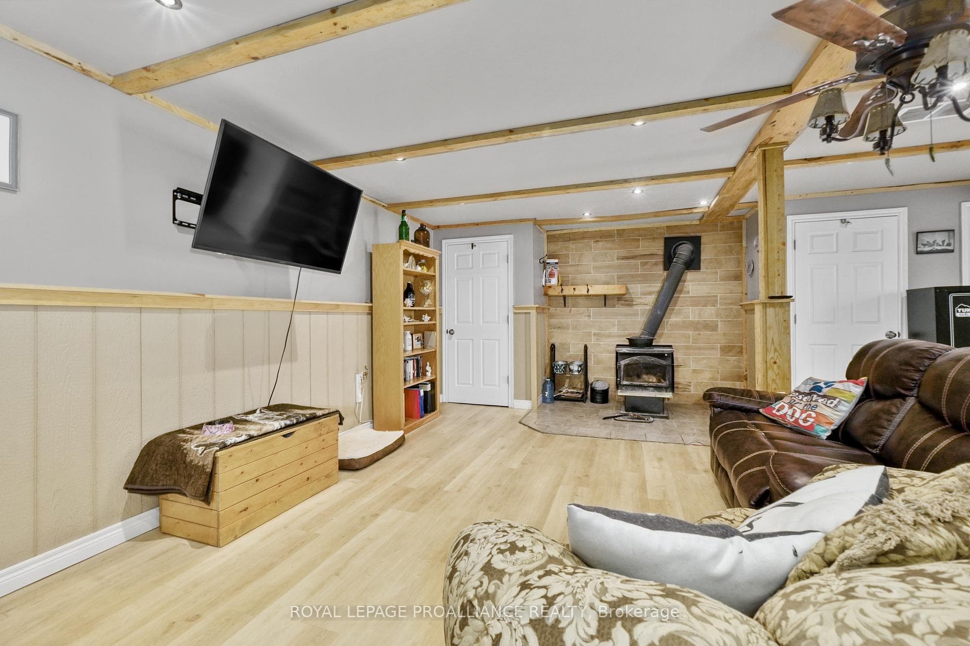 16 Mack Trail photo 23