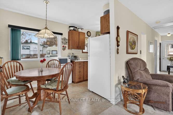 60 McGill Drive photo 13