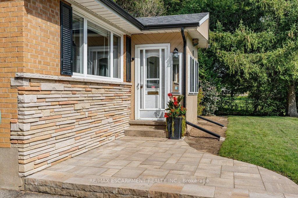 11 Garwood Avenue photo 4