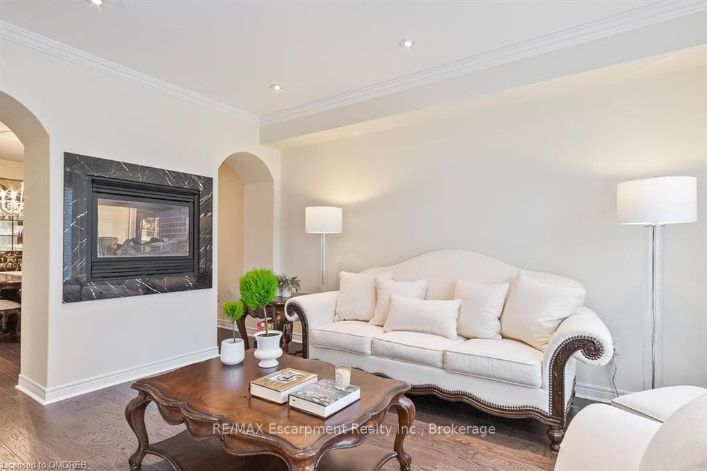 2484 THORNFIELD N/A photo 12