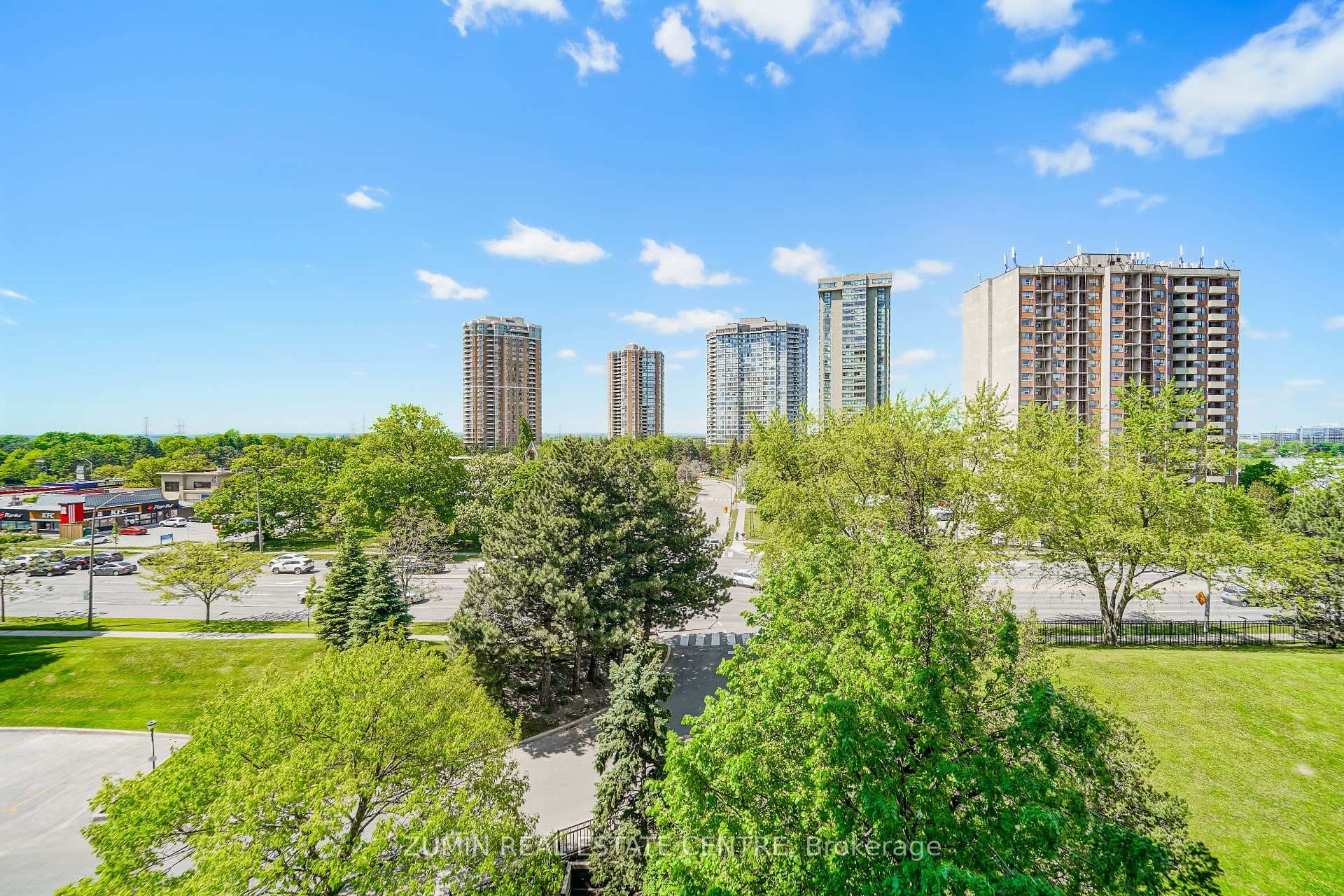 1555 Finch Avenue Unit 602 photo 31