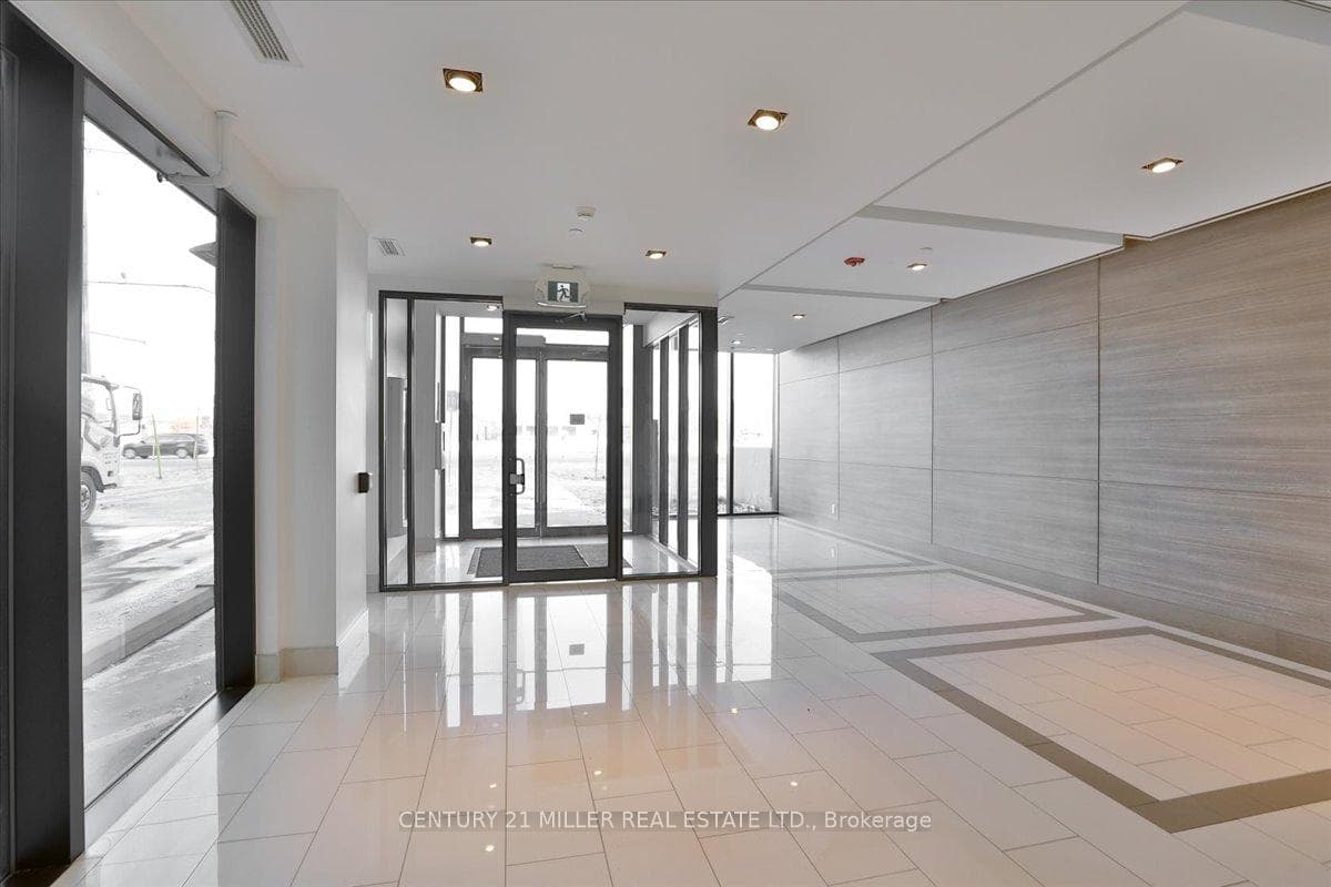 5240 Dundas Street Unit 614 photo 4
