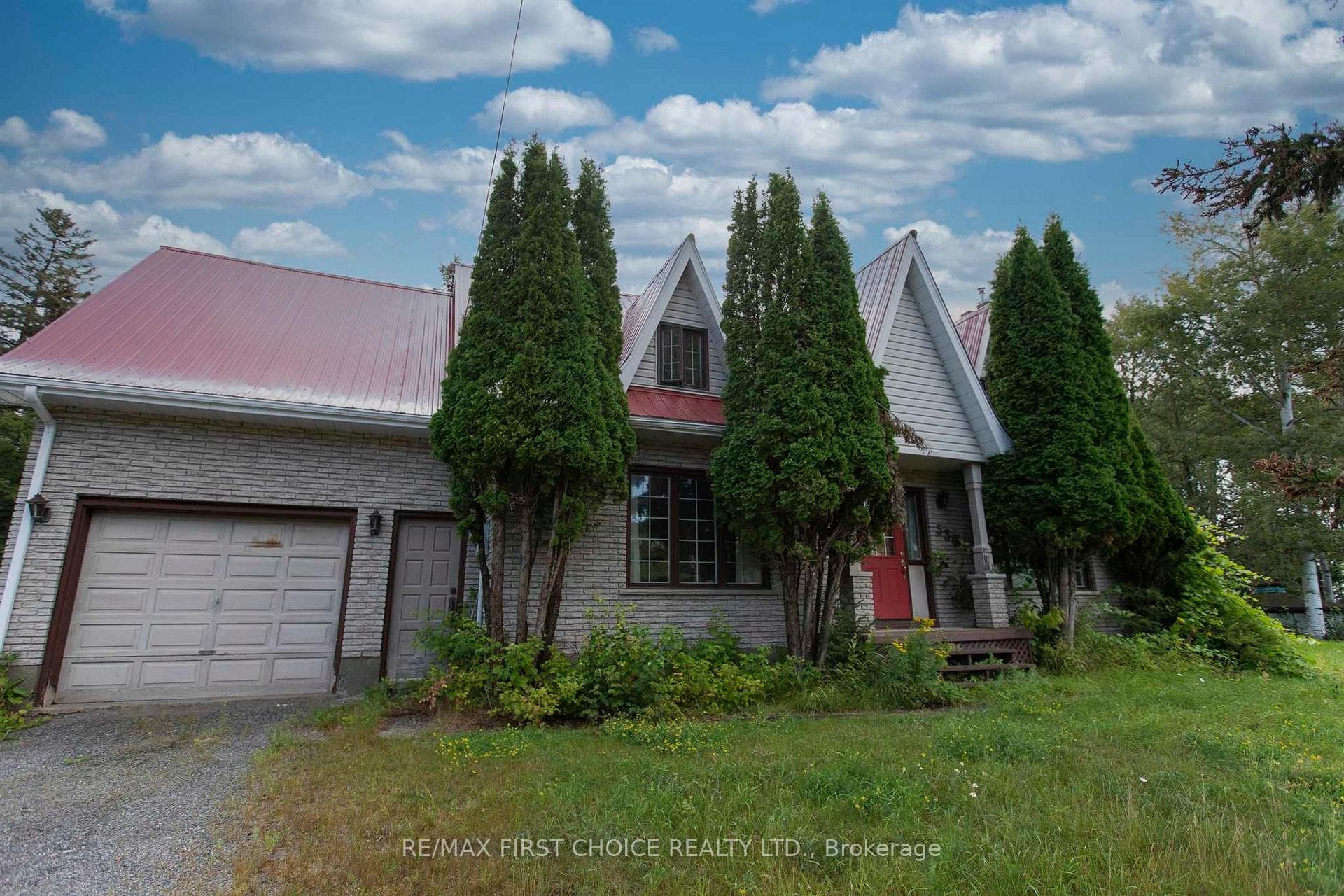 536 Balsam Street photo 2