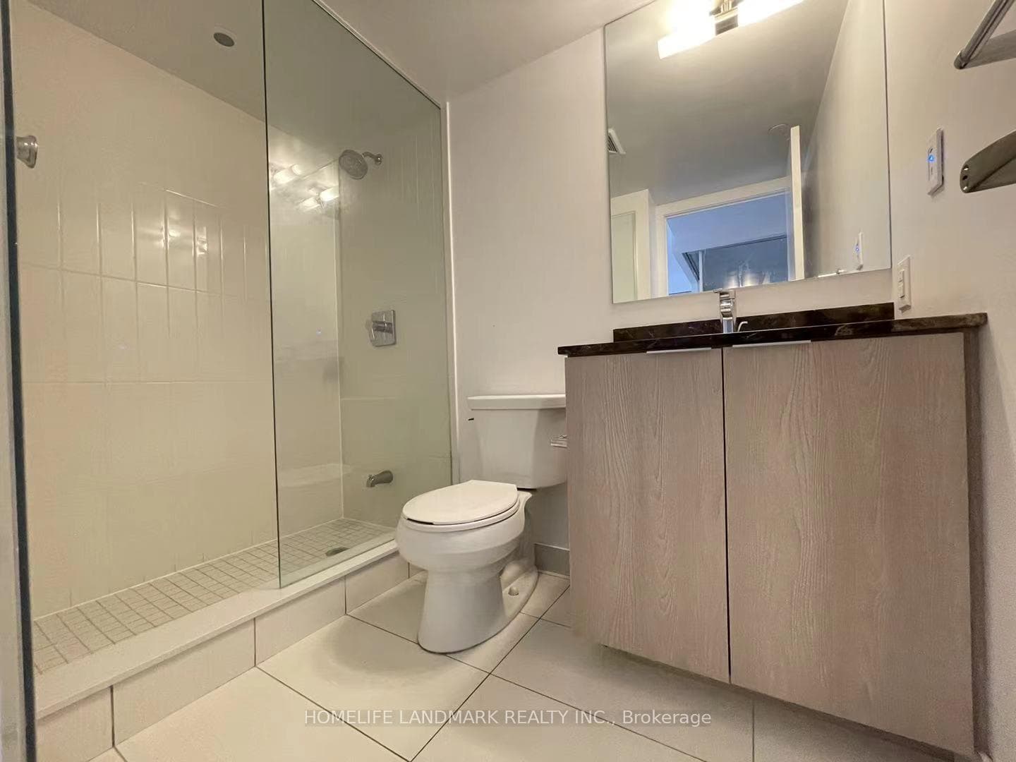 955 Bay Street Unit 2509 photo 3