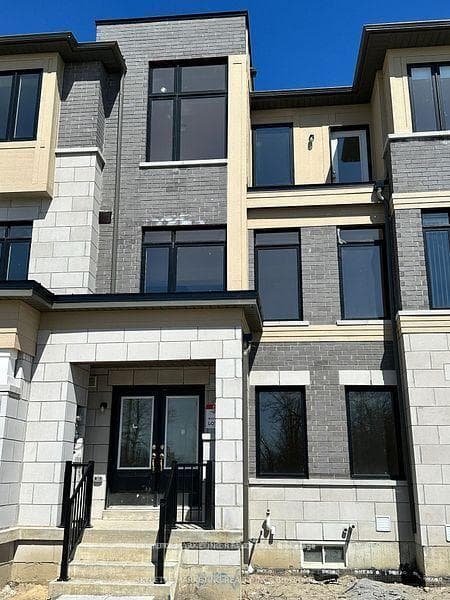 26 MCALISTER Avenue photo 1