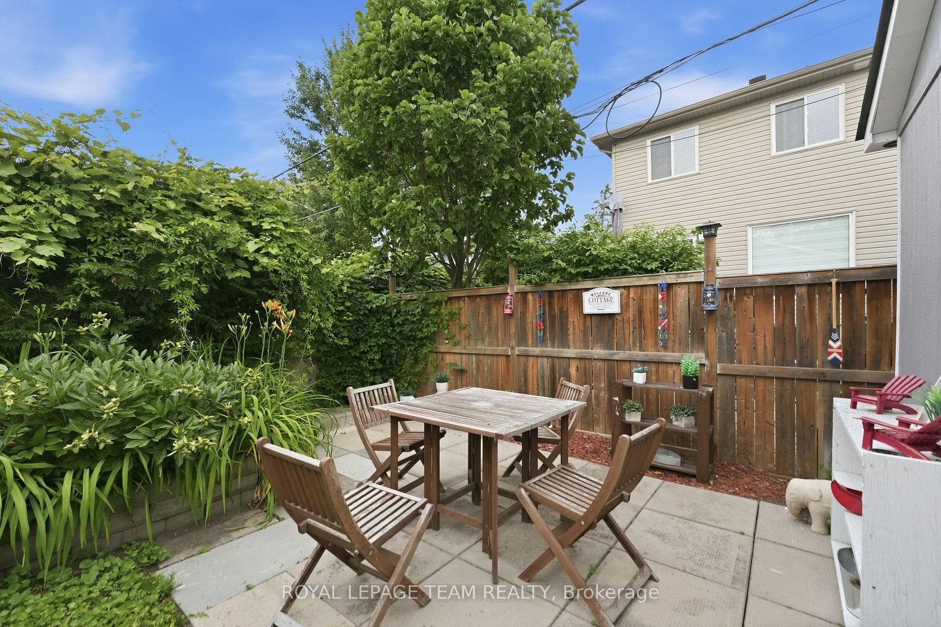 289 Montfort Street photo 48