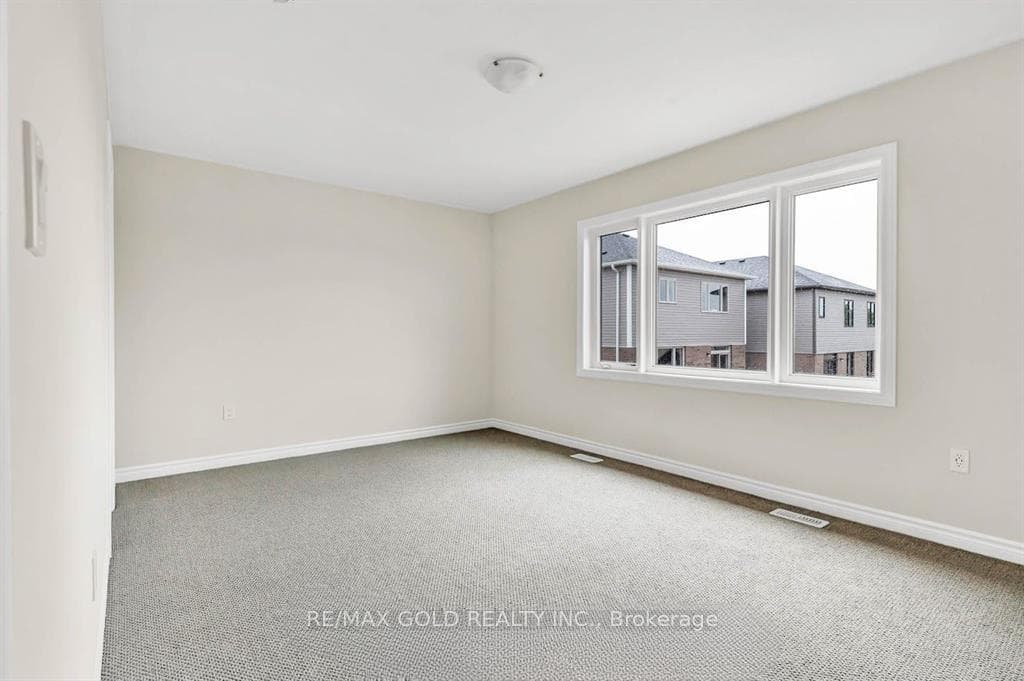 6 Mears Road photo 18